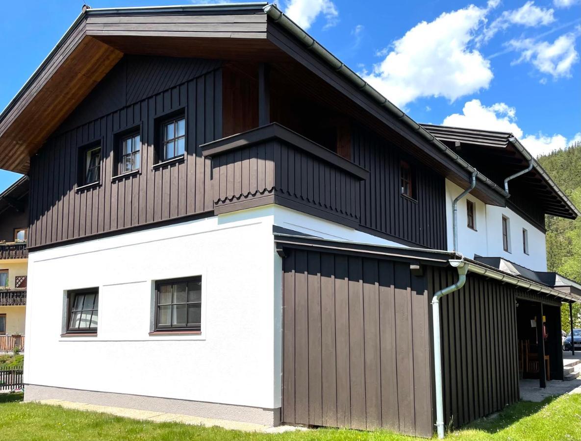 Moderne Ferienwohnung Hubert Neuper Im Zentrum Von バート・ミッテルンドルフ エクステリア 写真